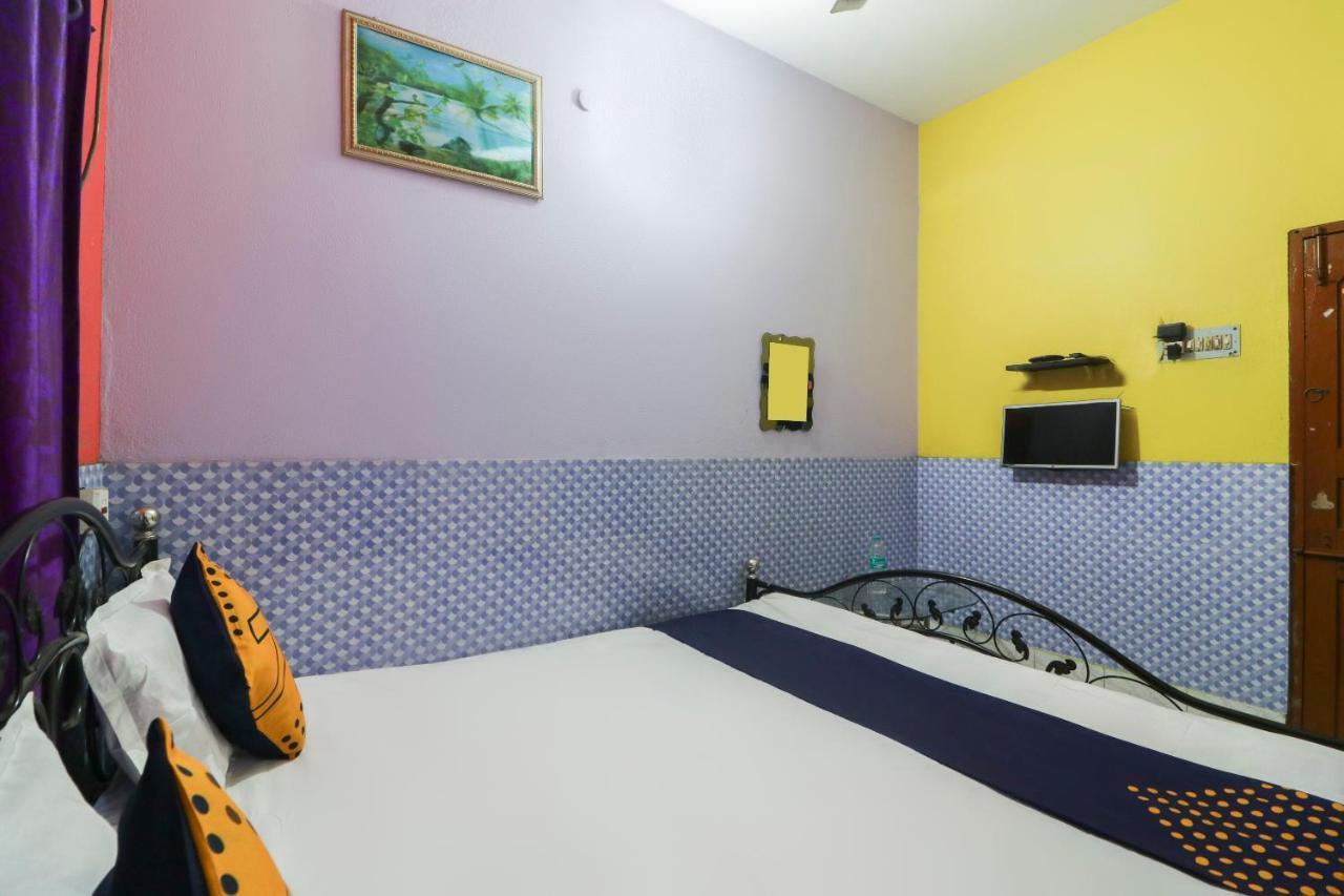 Spot On 49584 Asmi Hotel Hugli-Chinsurah Екстериор снимка