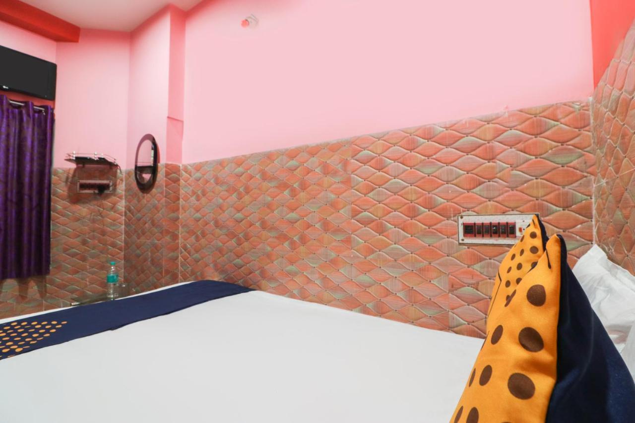 Spot On 49584 Asmi Hotel Hugli-Chinsurah Екстериор снимка