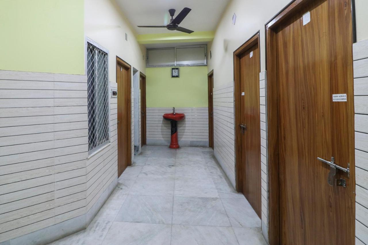 Spot On 49584 Asmi Hotel Hugli-Chinsurah Екстериор снимка